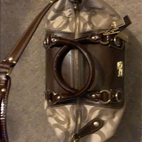 Coach Handbag and wallet. (Only used once) - Picture 9 of 14